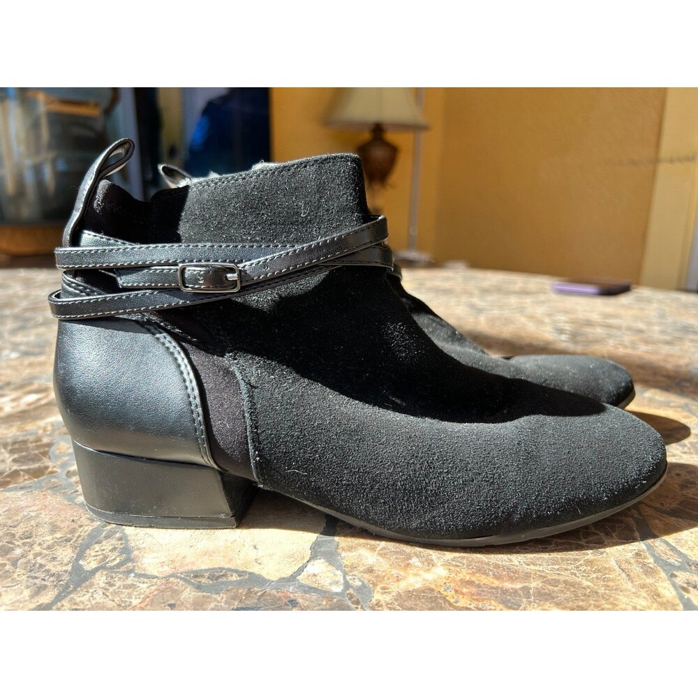 Easy Spirit Black Suede Ankle Boots Womens size 6.5